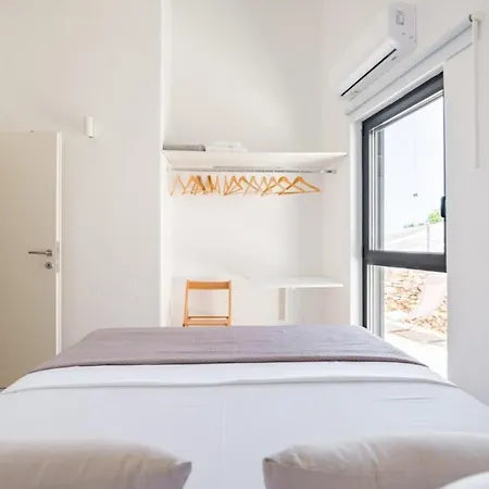 Rural House Pikola With Sea View On Vis Island Casa de Férias