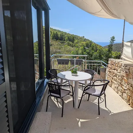 Semesterbostad Rural House Pikola With Sea View On Vis Island Komiža